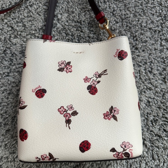 Coach Cream and Red Floral Crossbody Bag - Picture 3 of 4